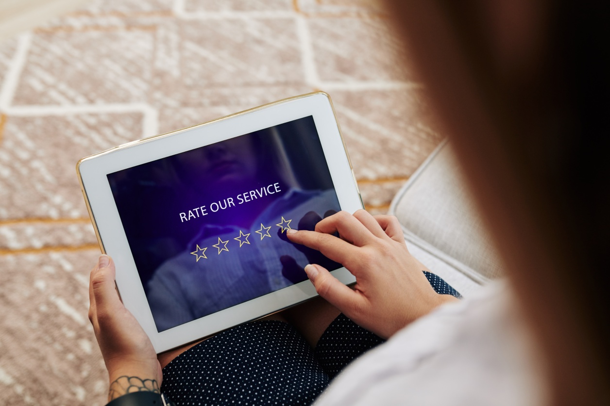 Responding to reviews the right way helps with local SEO