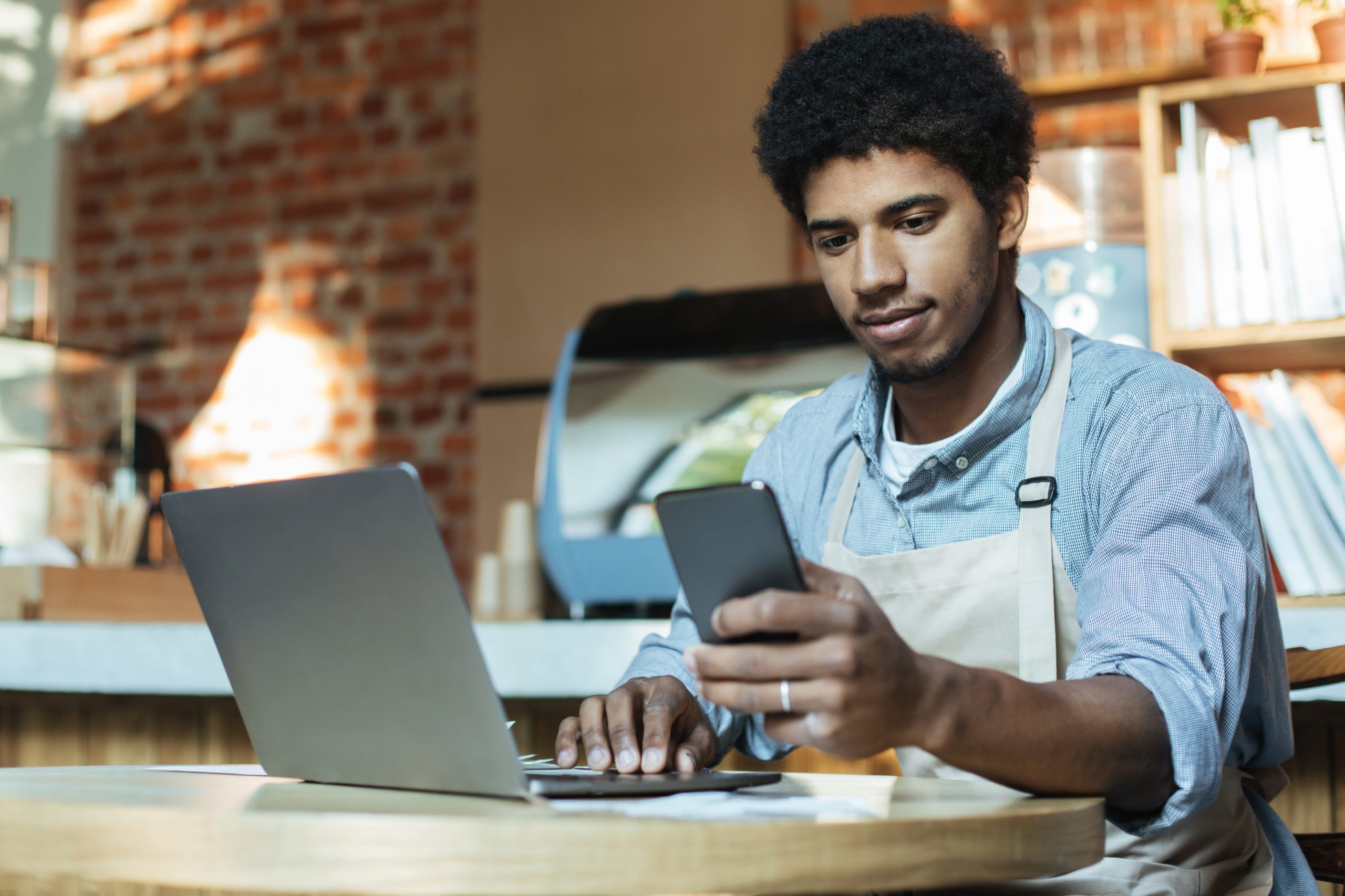 Can restaurants remove negative reviews